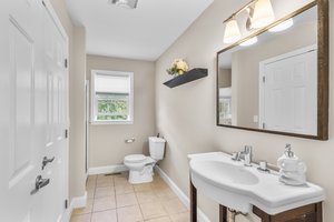 565 Detroit St, Fall River, MA 02721, USA Photo 34