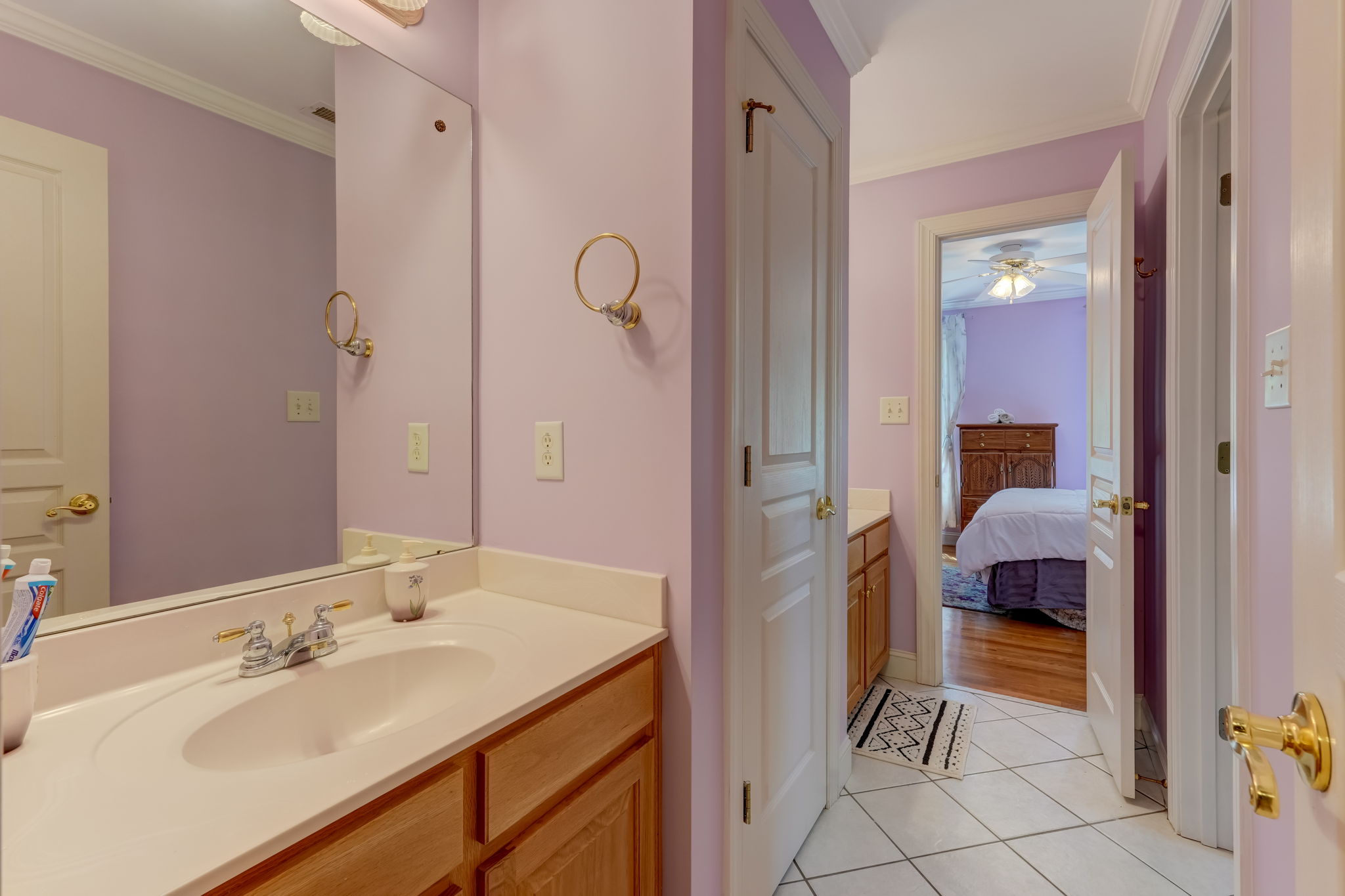 Jack & Jill Bathroom