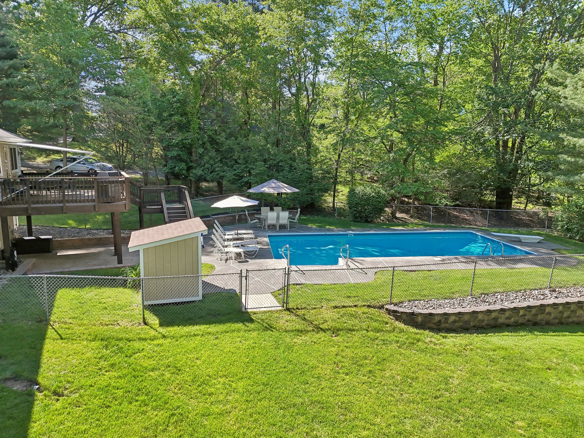 Millburn Ct-2105-062.jpg