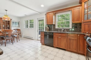 Millburn Ct-2105-028.jpg