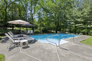 Millburn Ct-2105-057.jpg