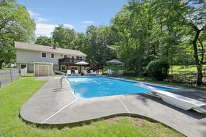 Millburn Ct-2105-058.jpg
