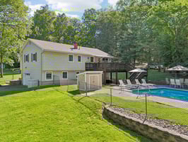 Millburn Ct-2105-063.jpg
