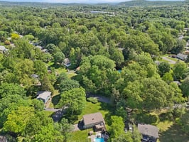 Millburn Ct-2105-089.jpg
