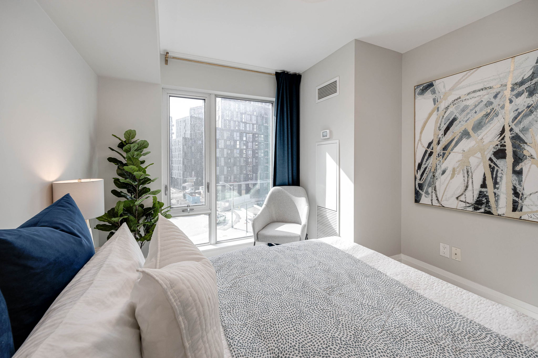 Toronto property showcase — delivered property photograph 19