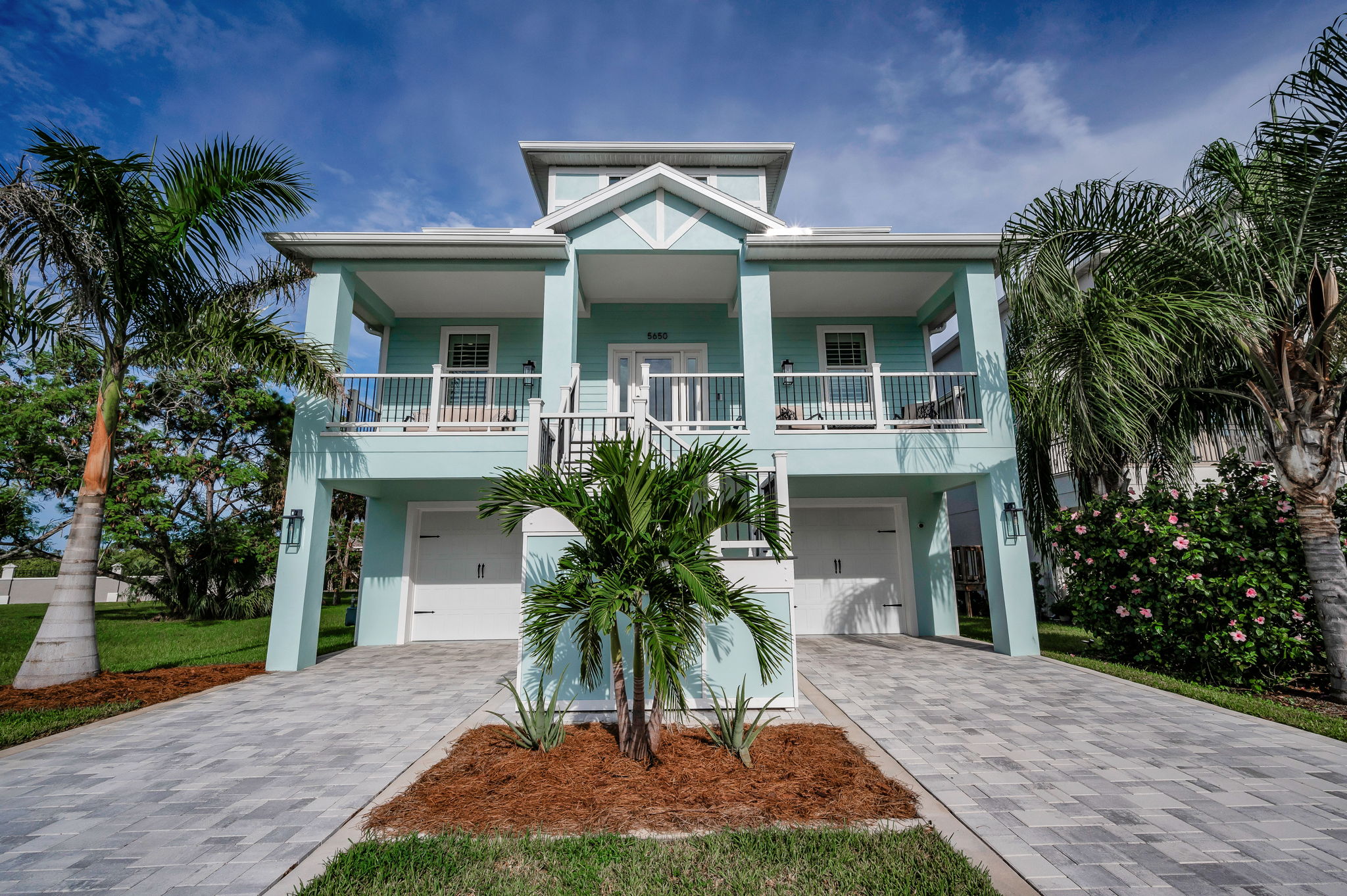 Front Exterior5