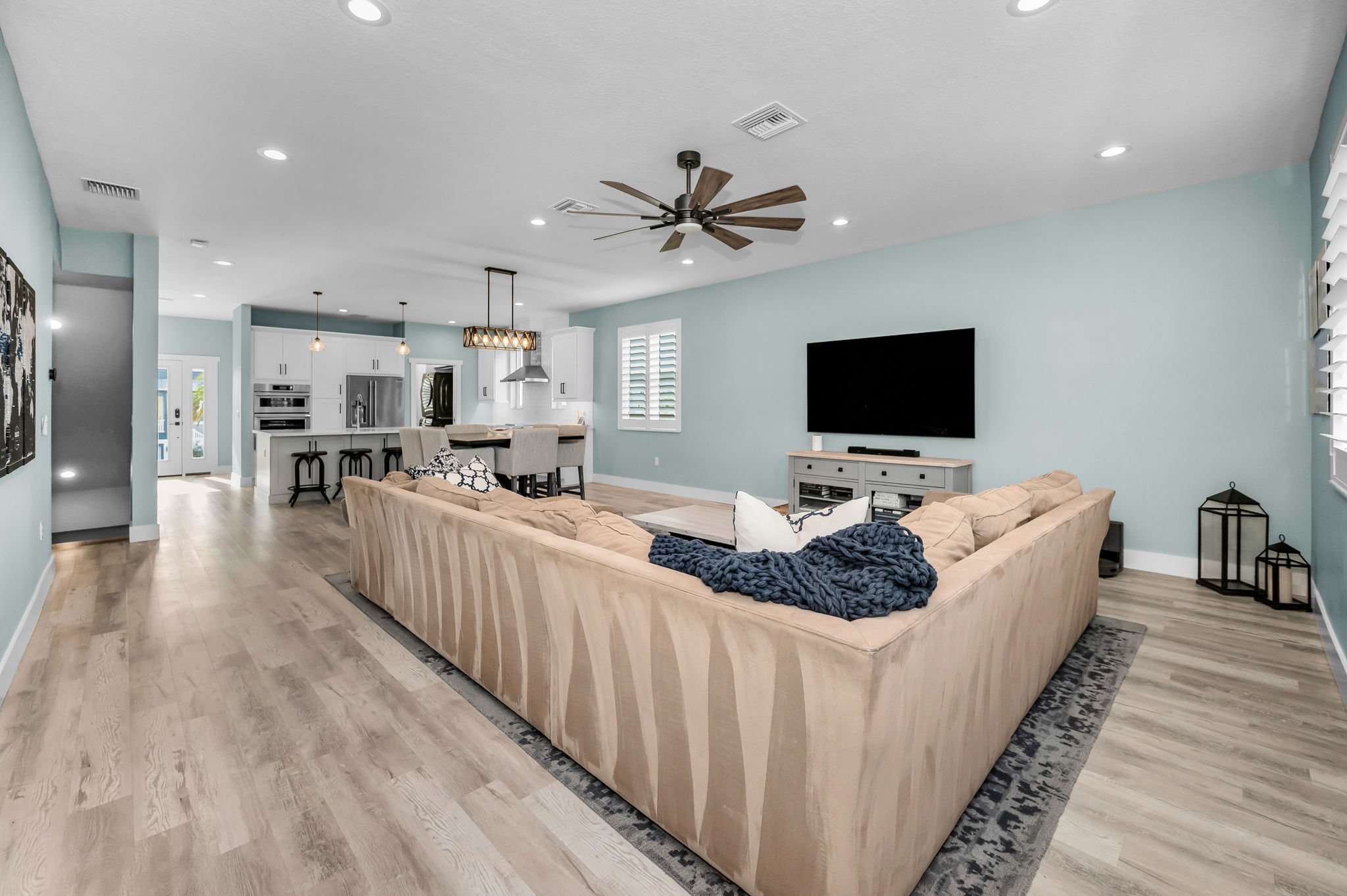 Living Room5