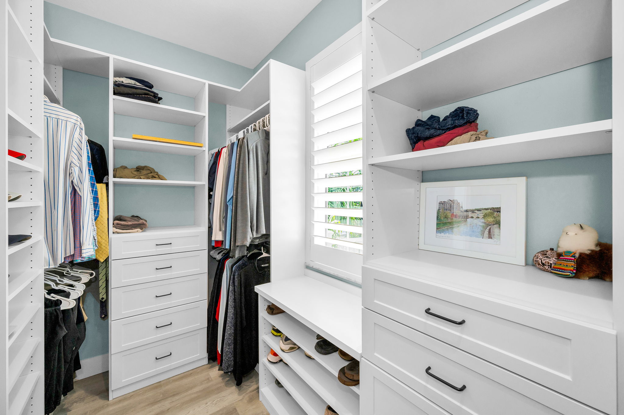 Primary Bedroom Walk-in Closet1a