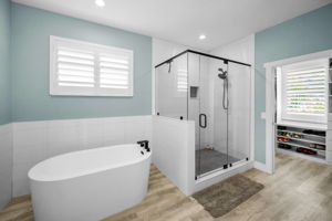 Primary Bathroom1b