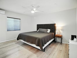 Primary Bedroom w/ Ensuite Bathroom