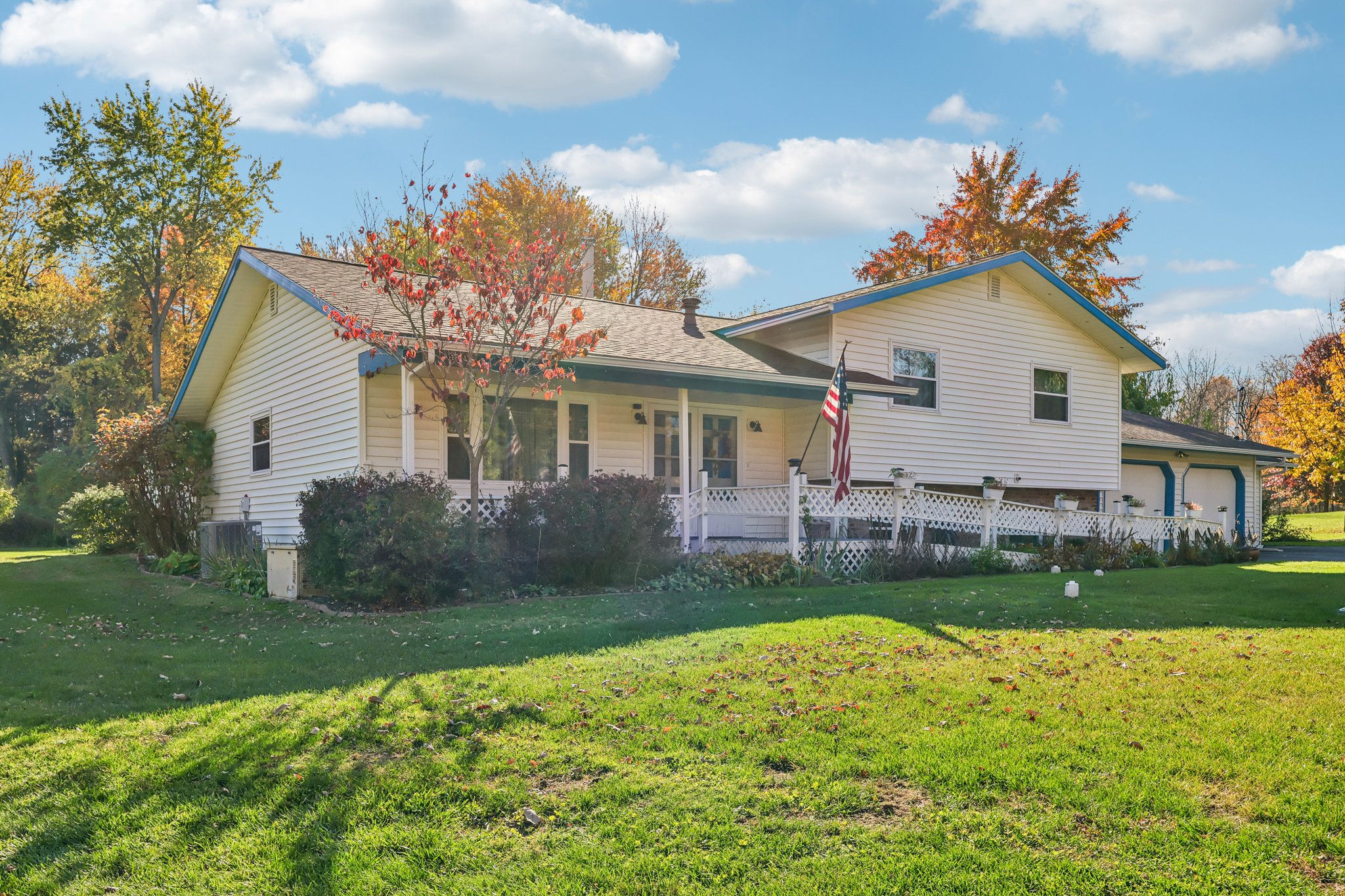 Everett Rd-S2910-004.jpg