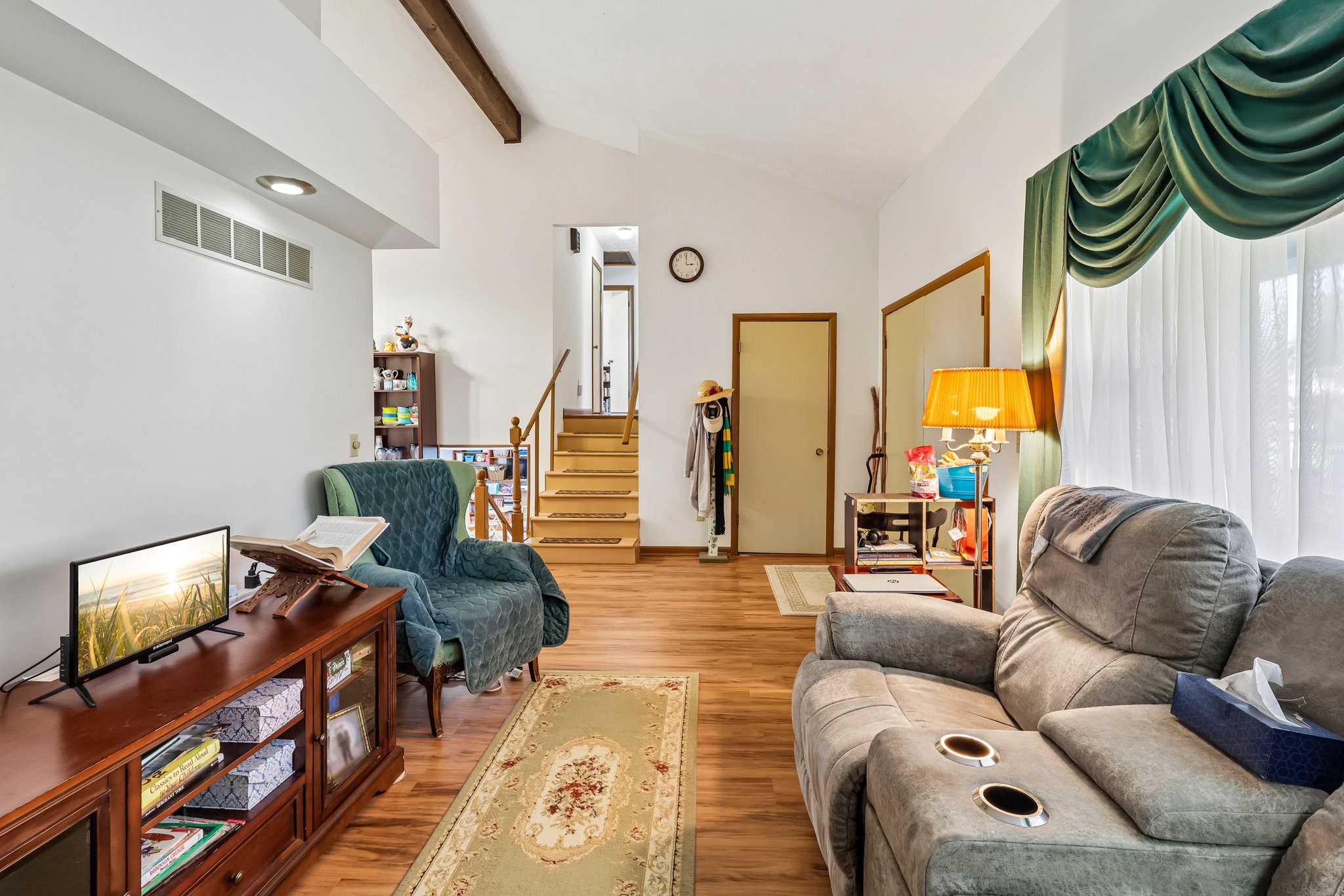 Everett Rd-S2910-013.jpg