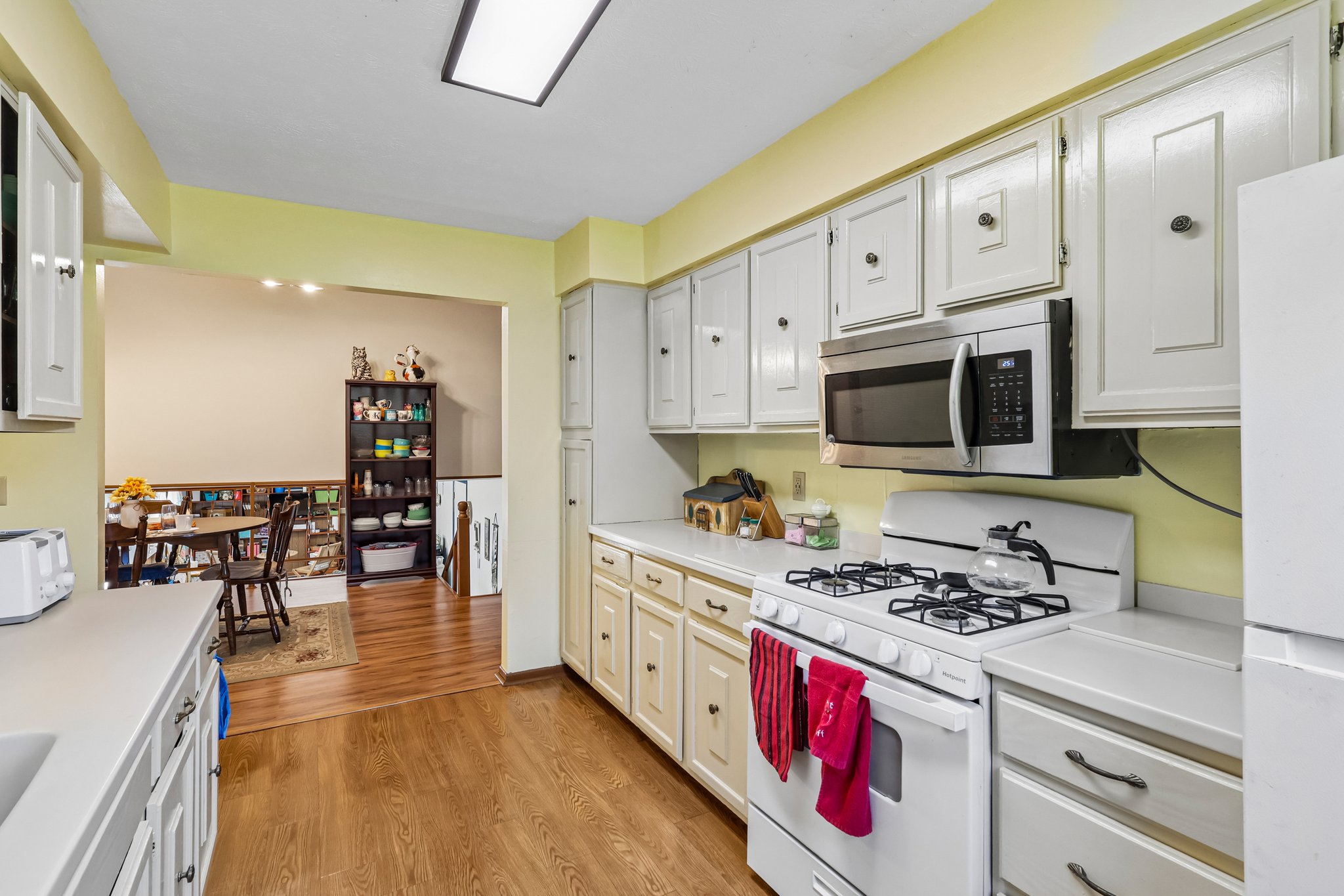 Everett Rd-S2910-049.jpg