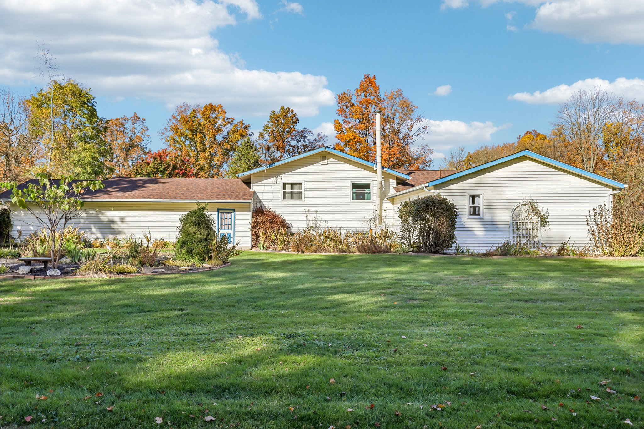 Everett Rd-S2910-059.jpg