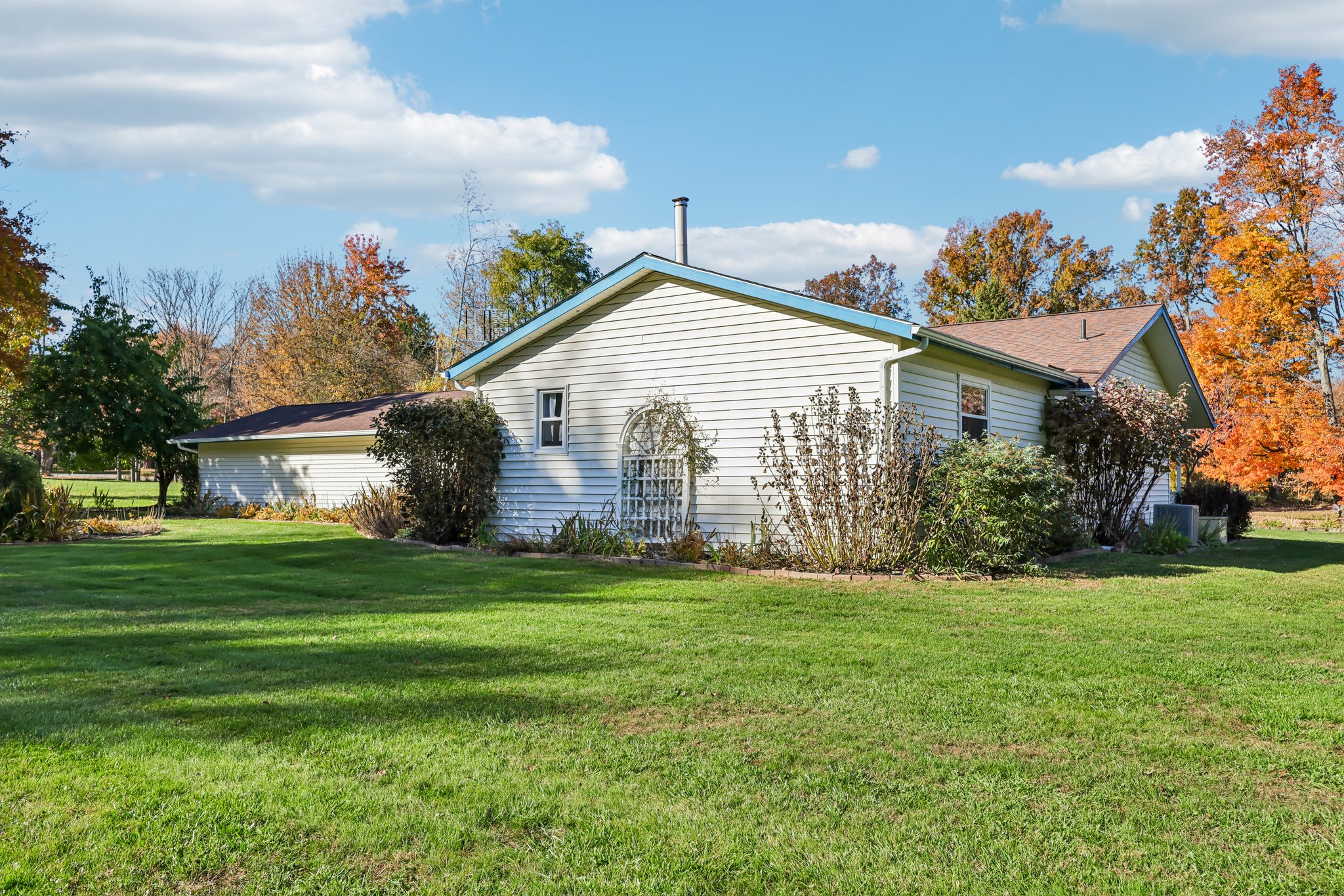 Everett Rd-S2910-062.jpg