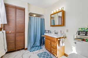 Everett Rd-S2910-041.jpg
