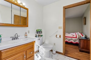 Everett Rd-S2910-042.jpg