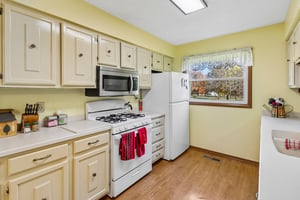 Everett Rd-S2910-050.jpg