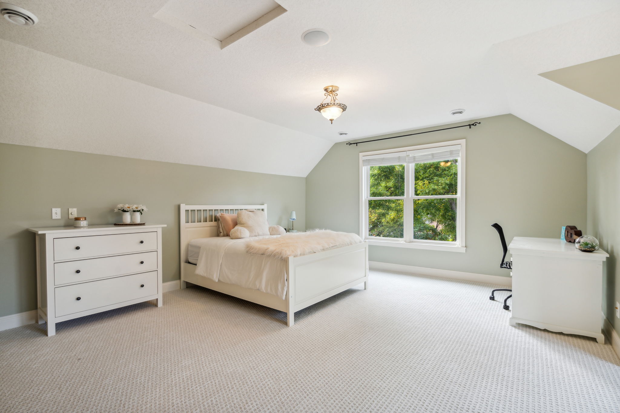 Bedroom above garage