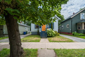  Photo 48