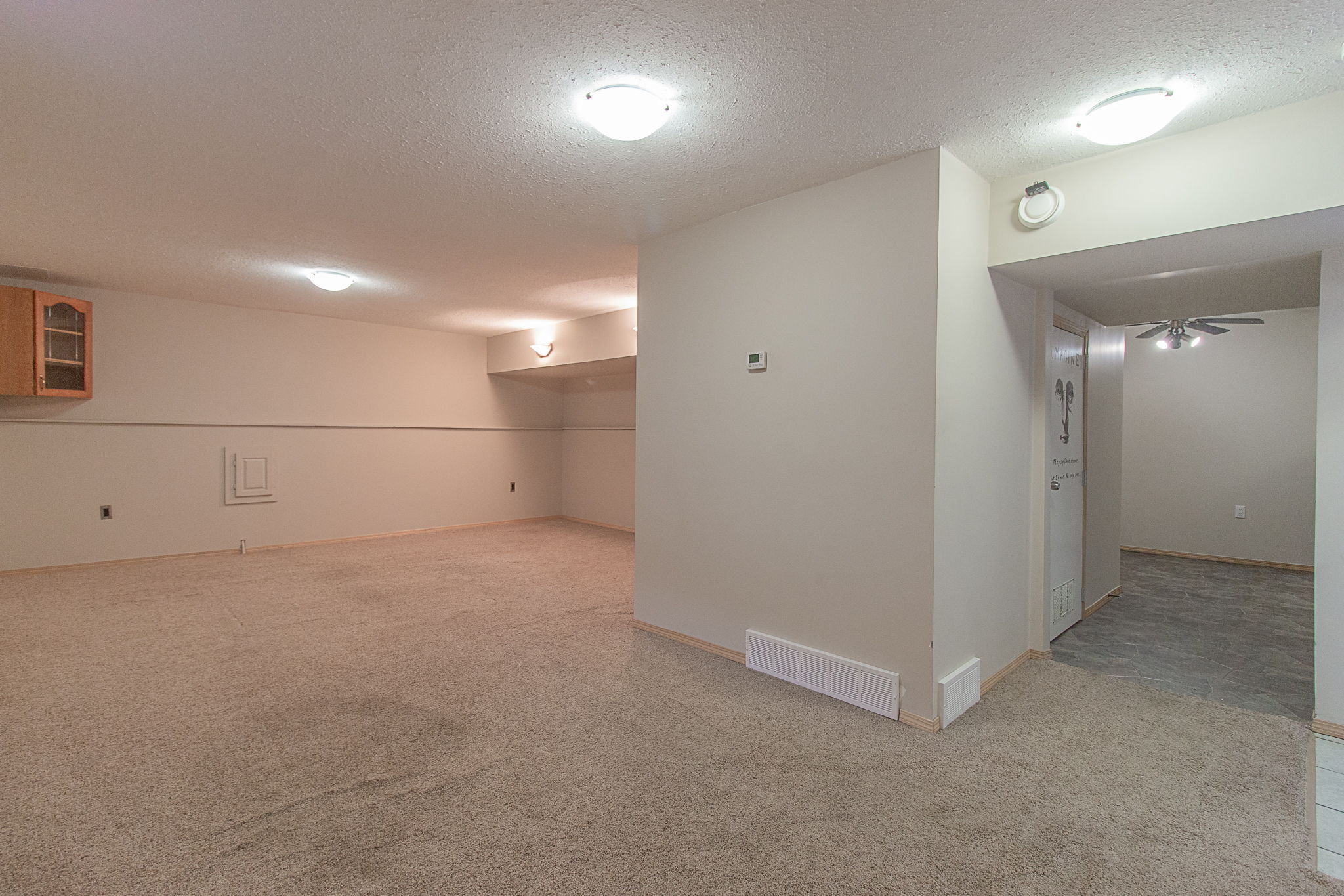  566 12 St NE, Medicine Hat, AB T1A 5V2, US Photo 35