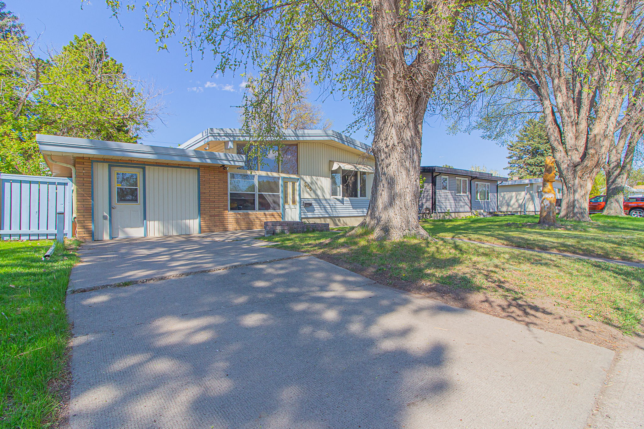  566 12 St NE, Medicine Hat, AB T1A 5V2, US Photo 8