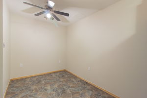  566 12 St NE, Medicine Hat, AB T1A 5V2, US Photo 42