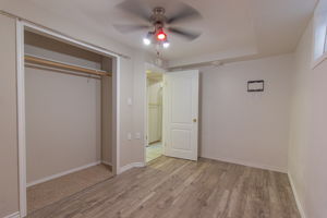  566 12 St NE, Medicine Hat, AB T1A 5V2, US Photo 44