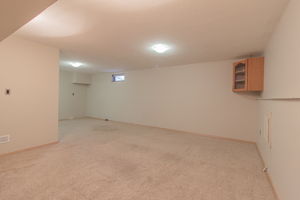  566 12 St NE, Medicine Hat, AB T1A 5V2, US Photo 36