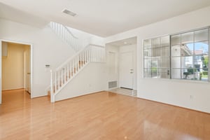 E Stephanie Dr-2904-007.jpg
