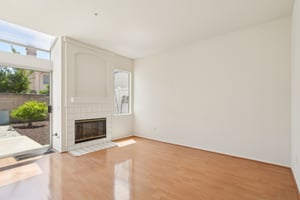 E Stephanie Dr-2904-010.jpg
