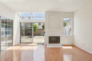 E Stephanie Dr-2904-011.jpg