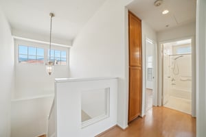 E Stephanie Dr-2904-016.jpg