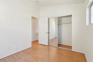 E Stephanie Dr-2904-022.jpg