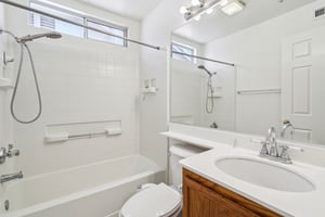 E Stephanie Dr-2904-026.jpg