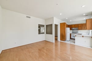 - 566 E Stephanie Dr-3005-004.jpg