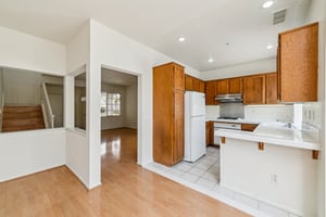 - 566 E Stephanie Dr-3005-006.jpg