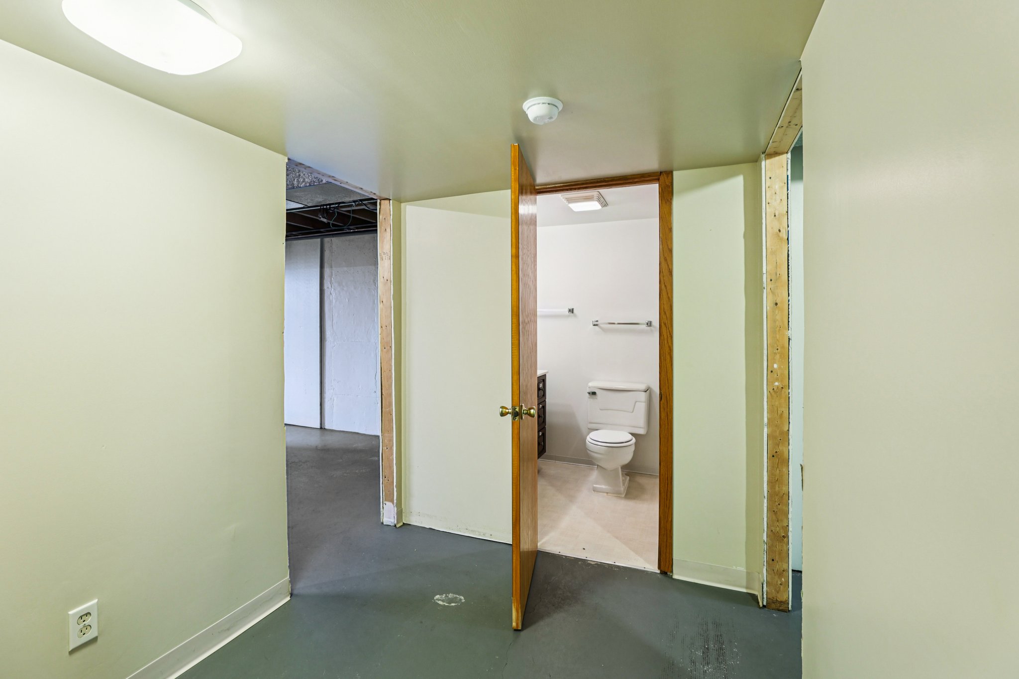 Gerald Ave-S1411-030.jpg