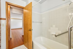 Gerald Ave-S1411-017.jpg