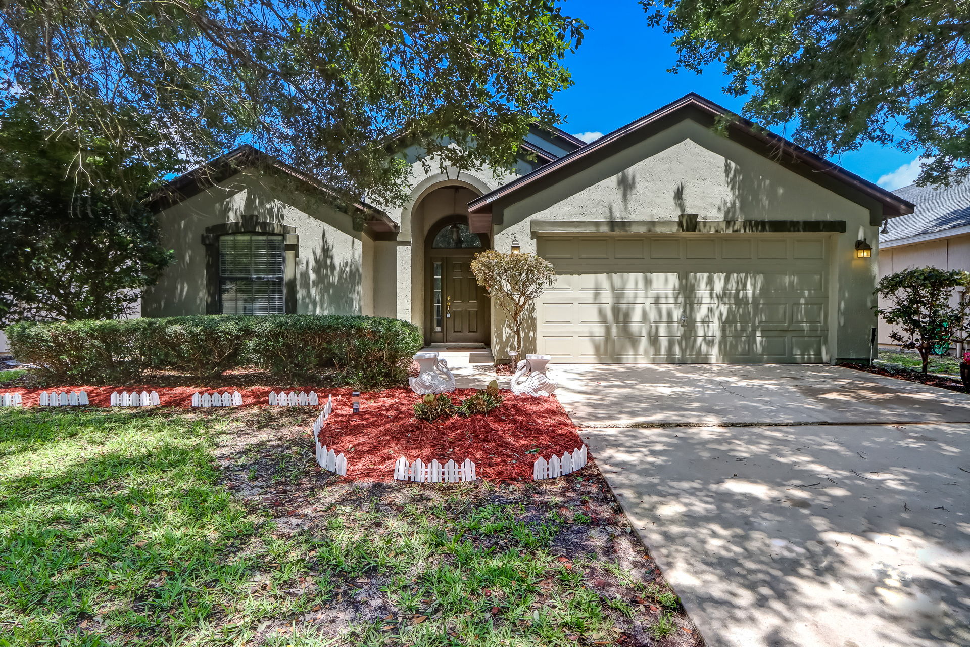 Welcome to 566 Longmill Lane