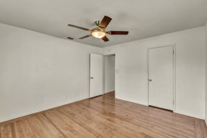 5660 24th St_19