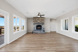 Living Room (3)