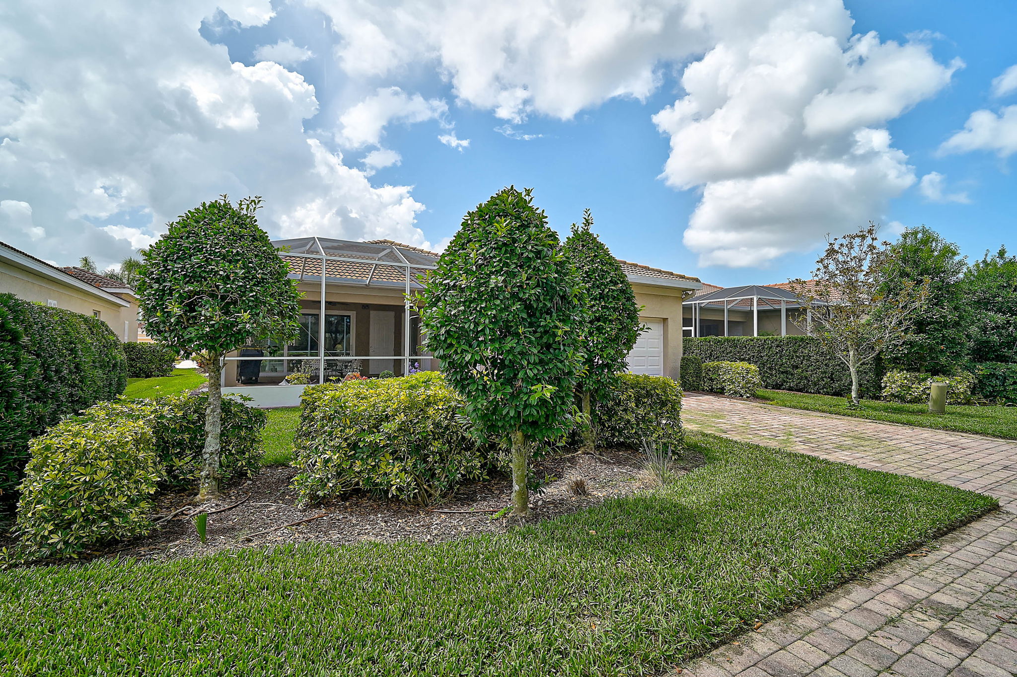 5662 Fossano Dr-34