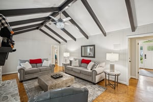 Local_Flavor_films-5662 Queensborough, Dunwoody, GA 30338-206.jpg