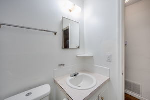  Photo 35