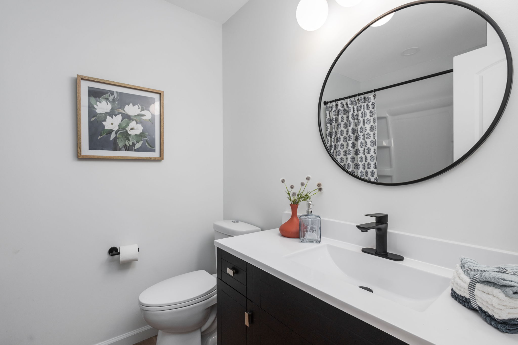 Full Bath upstairs