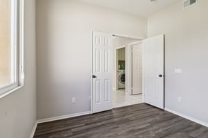 Dartmoor Cir-S1712-030.jpg