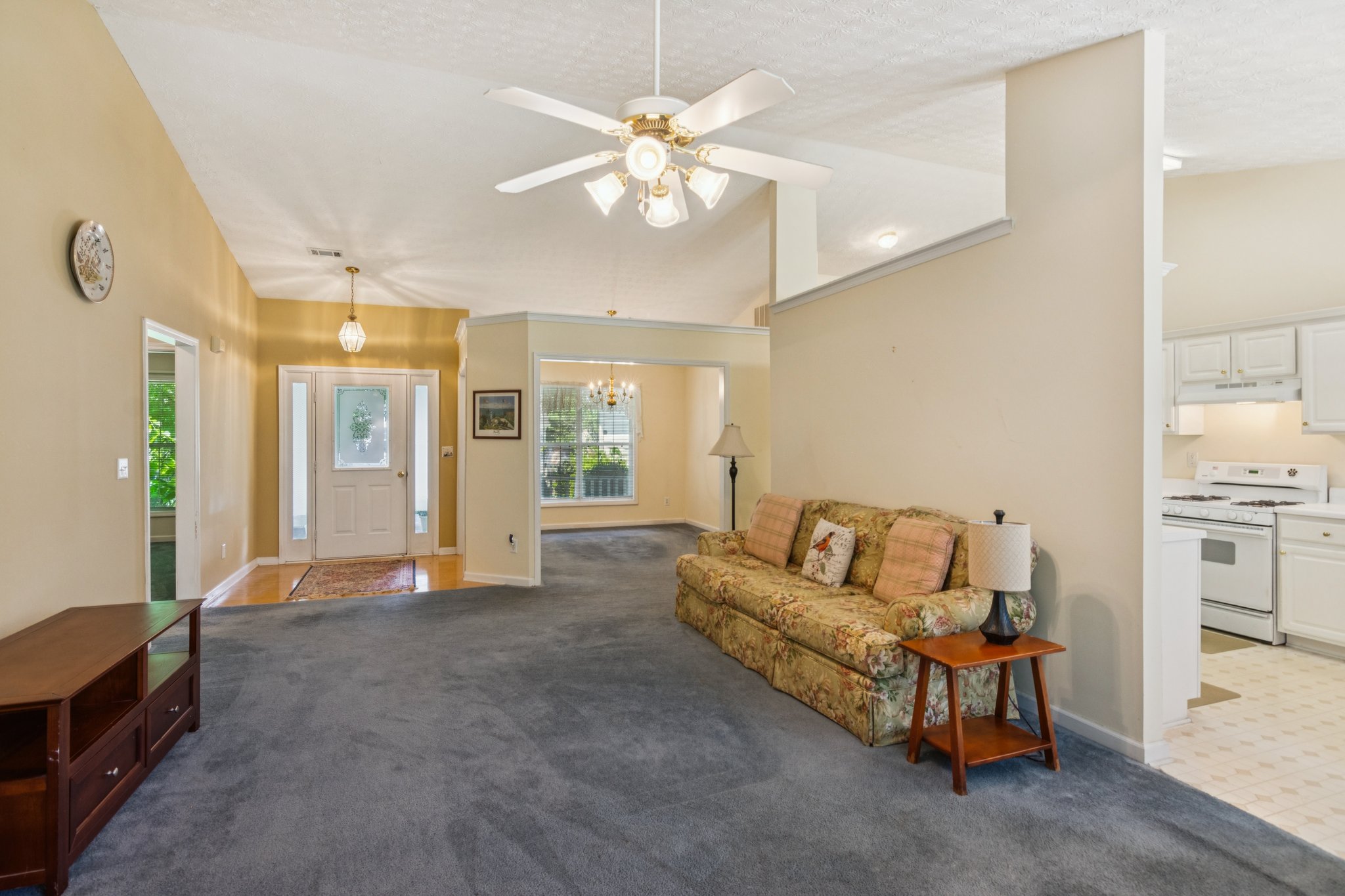Local_Flavor_Films-567_Aldgate_Ln_NW_Lawrenceville_GA-136.jpg