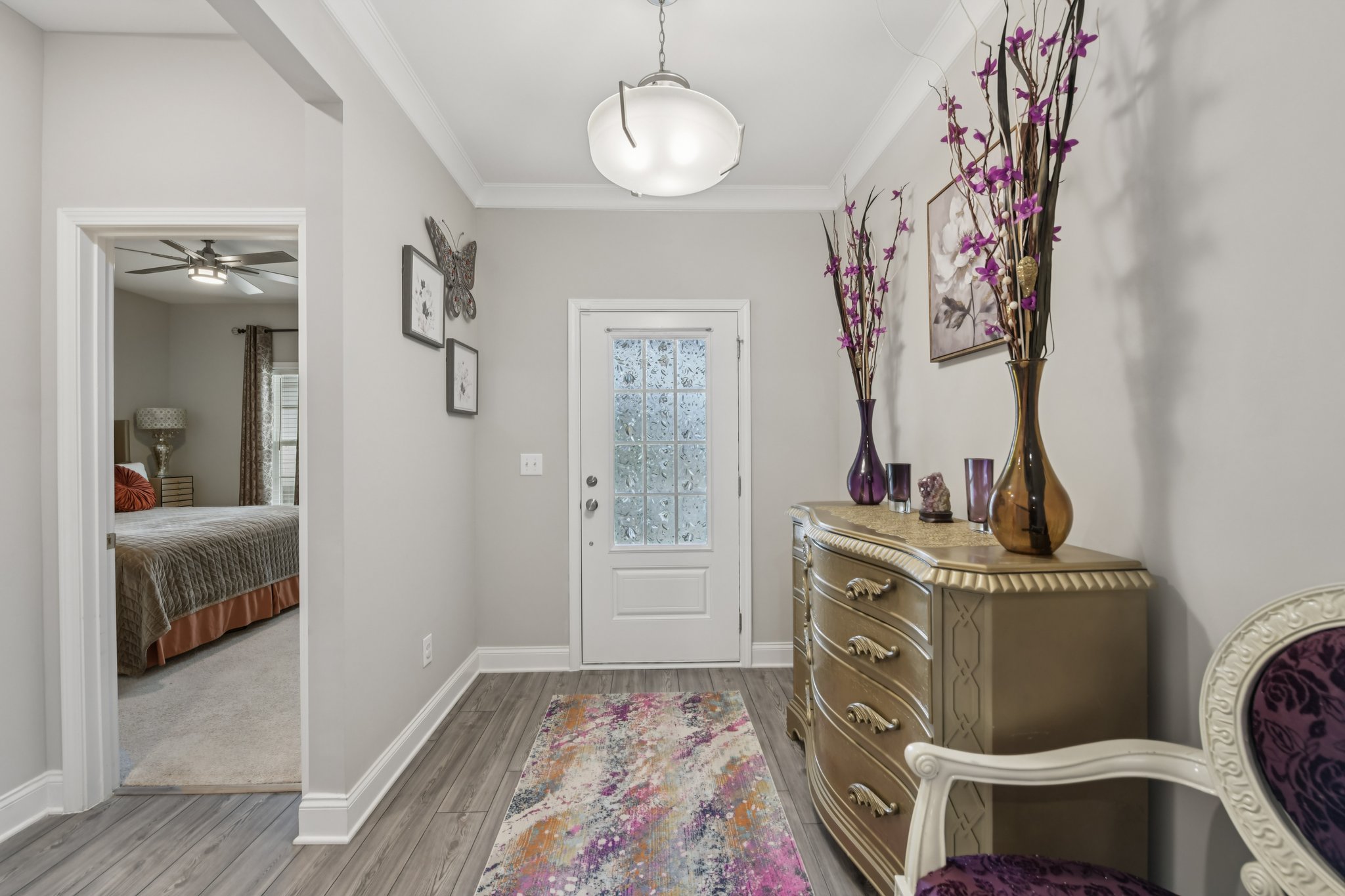 Barlow Pl-S2111-005.jpg