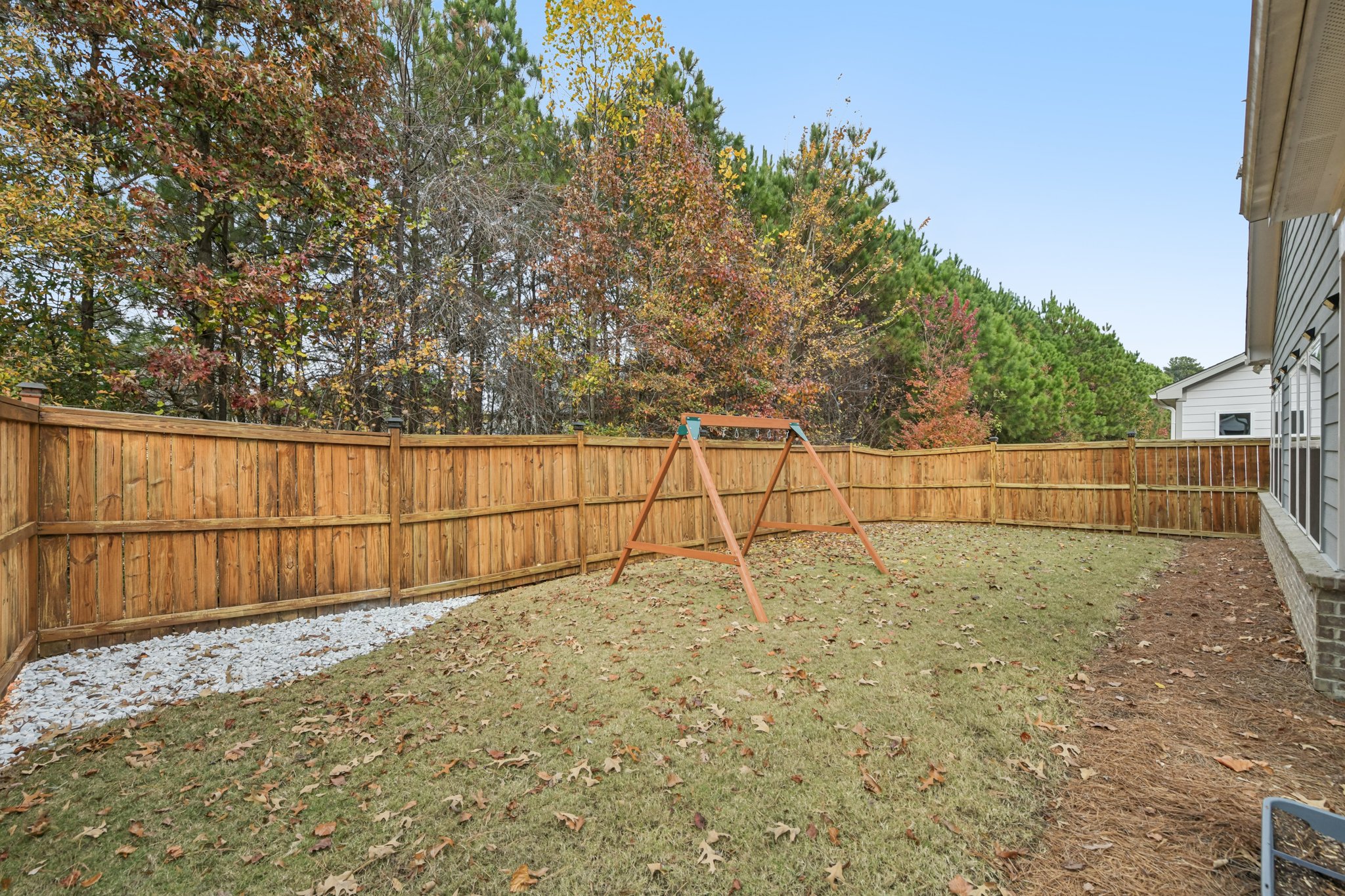 Barlow Pl-S2111-043.jpg